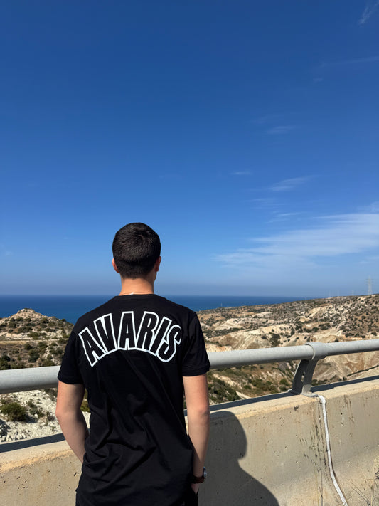 Avaris black tee